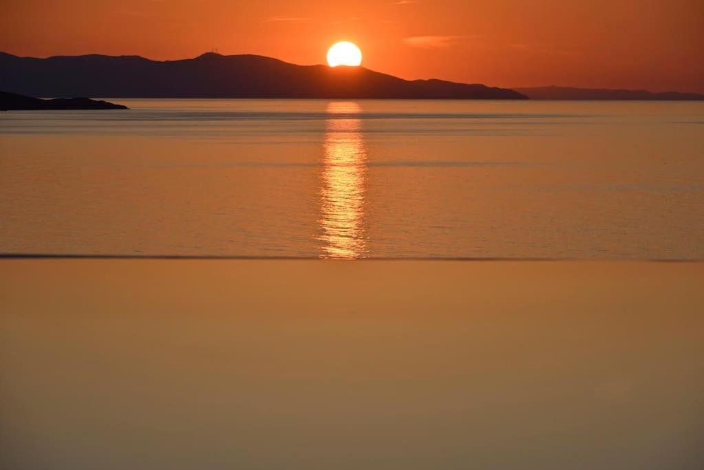 Mykonos Sea View Luxury Villa By Calypso Sunset Villas Mykonos Town Exterior photo